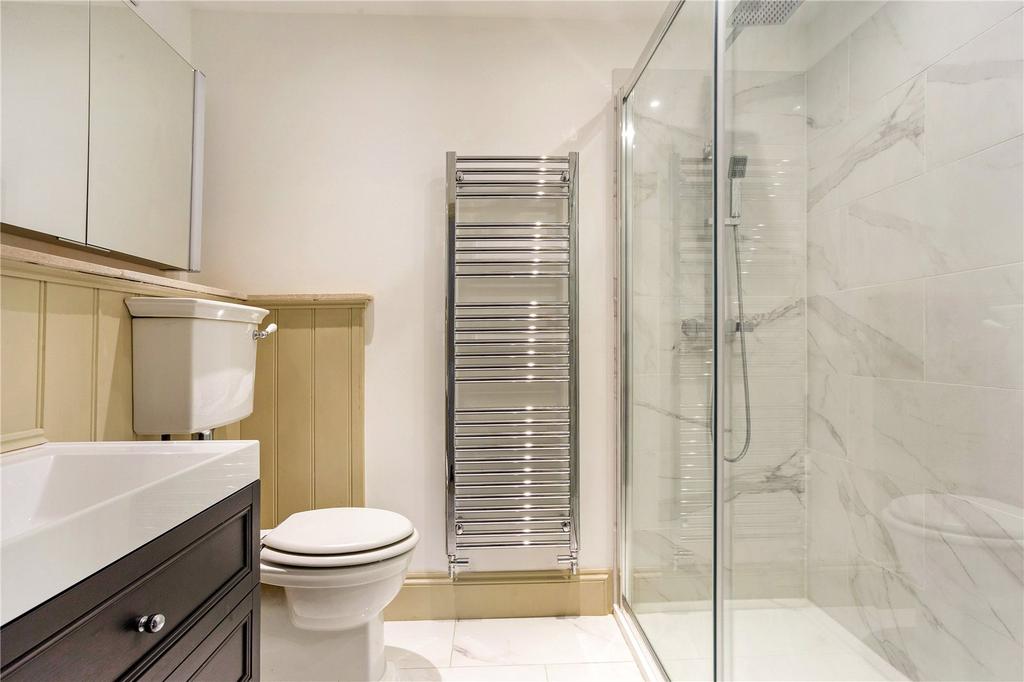 En-Suite Shower