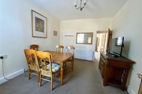 44 Welby Place, Sheffield, S8 9DB