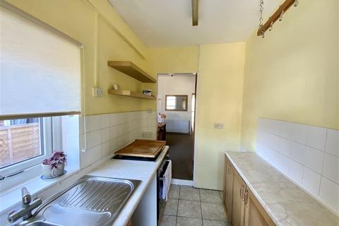 44 Welby Place, Sheffield, S8 9DB