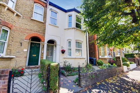 Flat 2, 24 Glossop Road, South Croydon, CR2 0PU