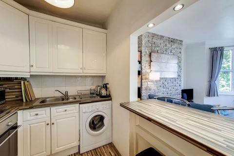 Flat 2, 24 Glossop Road, South Croydon, CR2 0PU