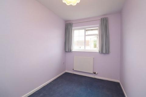 2 bedroom semi-detached house to rent, Brookthorpe Close, Gloucester