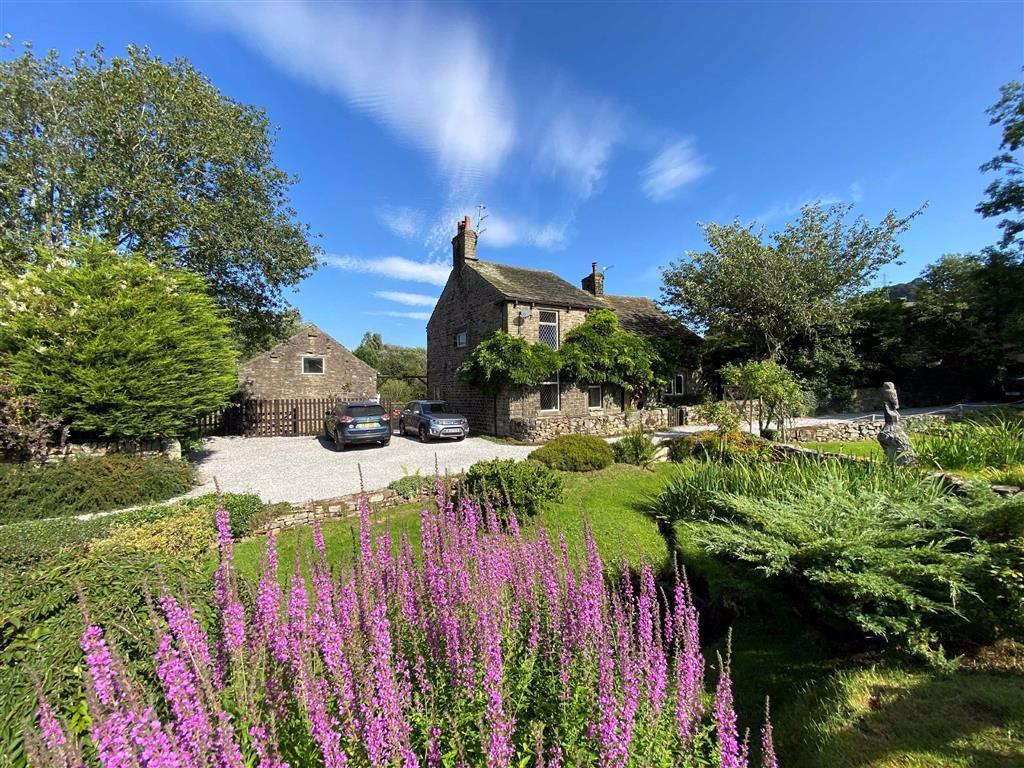 Dolly Lane, Buxworth, High Peak, Derbyshire 4 bed detached house £650,000