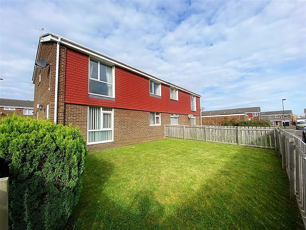 Sunholme Drive, Sunholme Estate, Wallsend 2 bed apartment £500 pcm (£