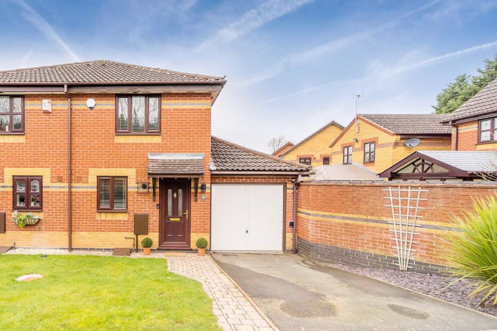 25, Bumblehole Meadows, Wombourne... 2 bed semidetached house £225,000