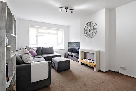 9 Green Vale, Bexleyheath, DA6 8JT
