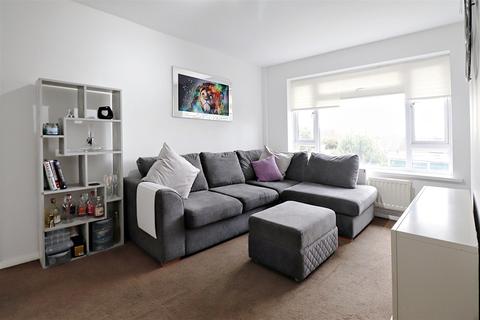 9 Green Vale, Bexleyheath, DA6 8JT