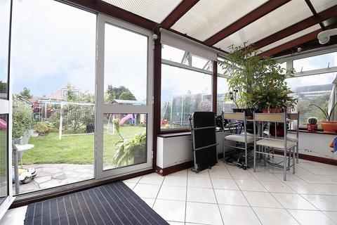 2 Albury Avenue, Bexleyheath, DA7 4SJ
