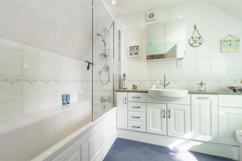 16 Bradway, Whitwell, Hitchin, SG4 8BE