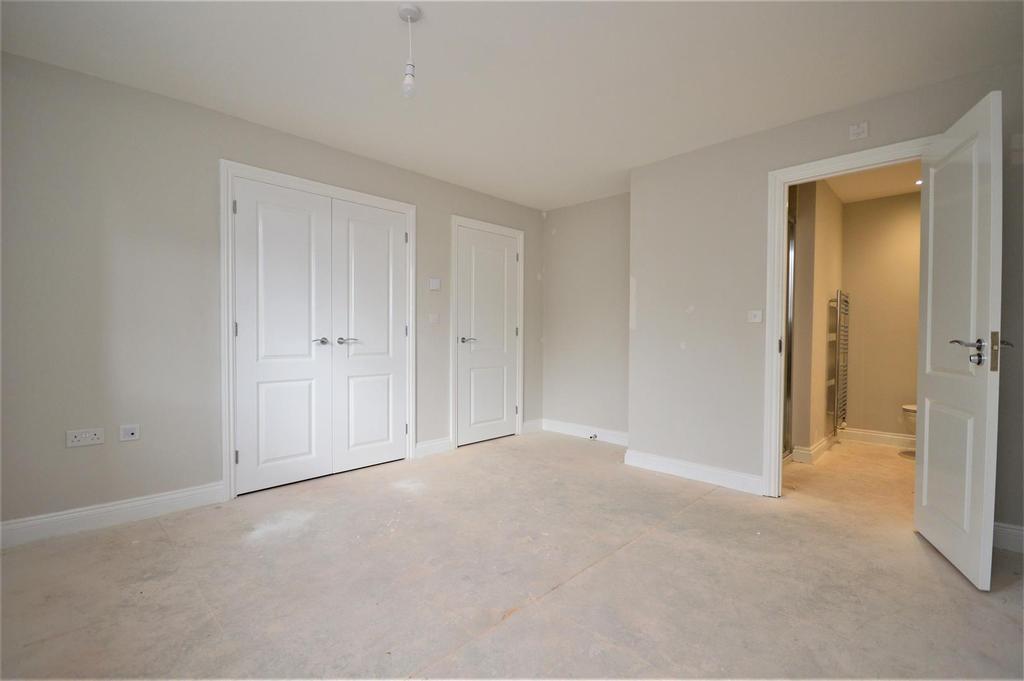 Bedroom 1 Knighstown.JPG