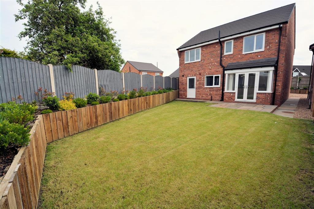 Selby Road, Eggborough 4 bed detached house - £310,000