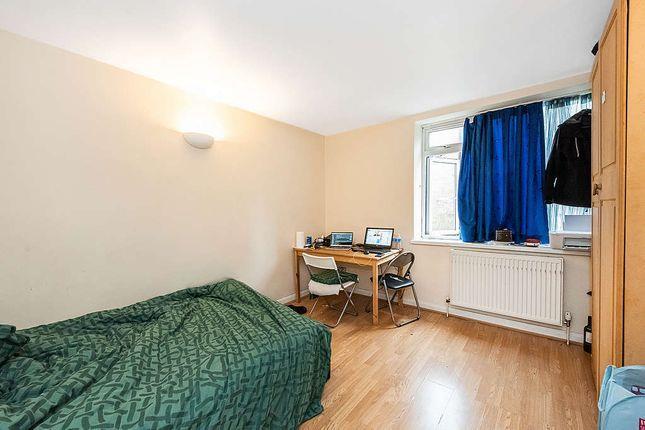 Bedroom..jpg