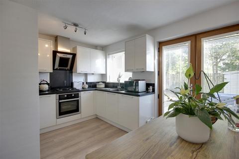 60 Bridge Road, South Cave, Brough, HU15 2JE