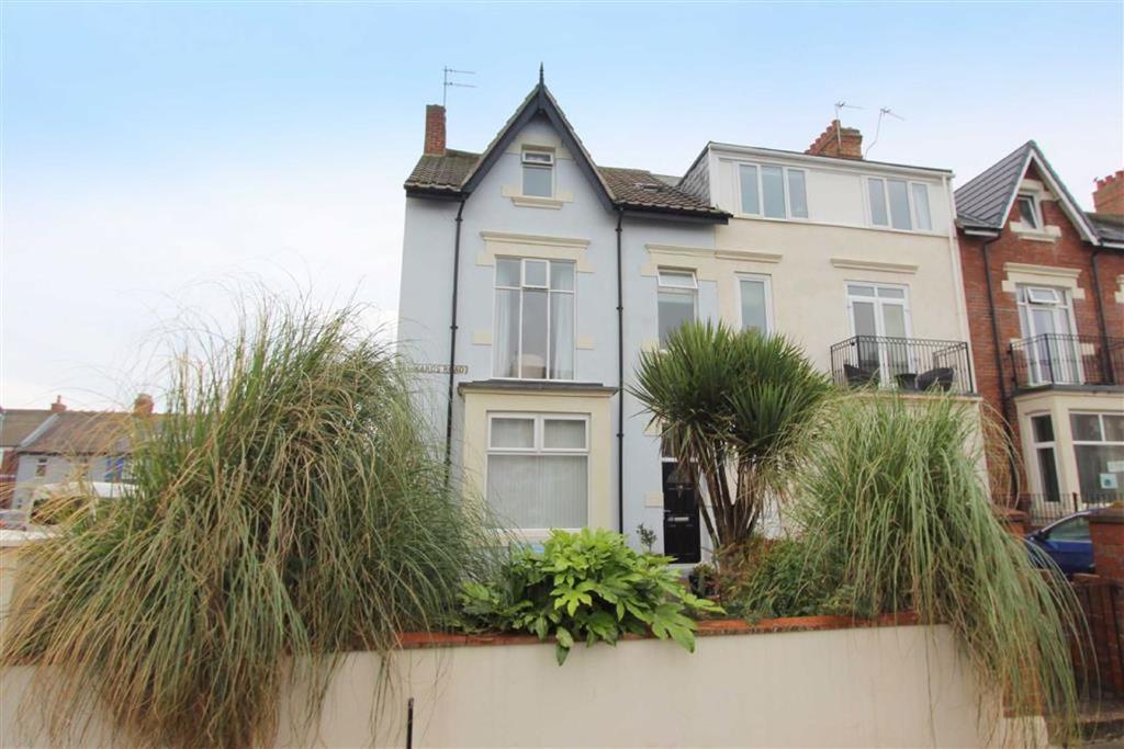 Edwards Road, Whitley Bay, Tyne And Wear, NE26 4 bed £300,000