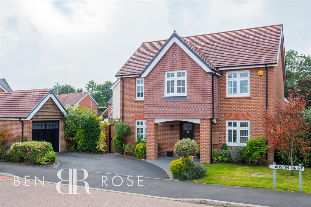 Austin Drive, Chorley 4 bed detached house £329,995