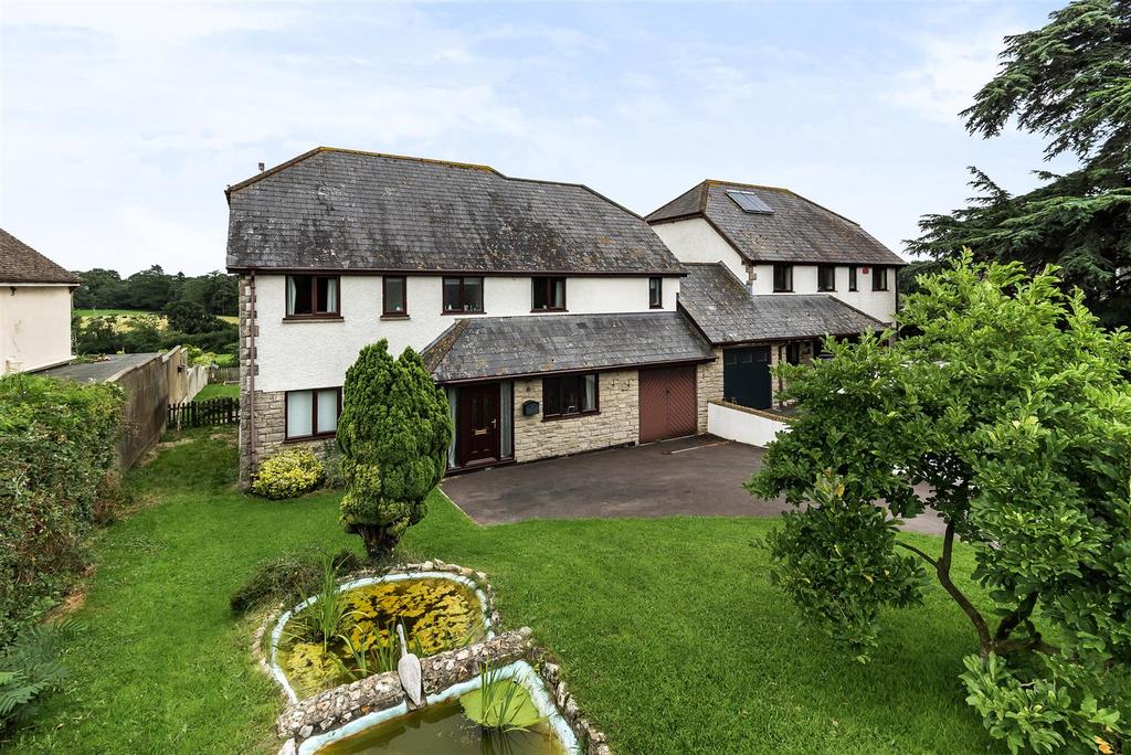 Smallridge, Axminster 5 bed detached house £550,000