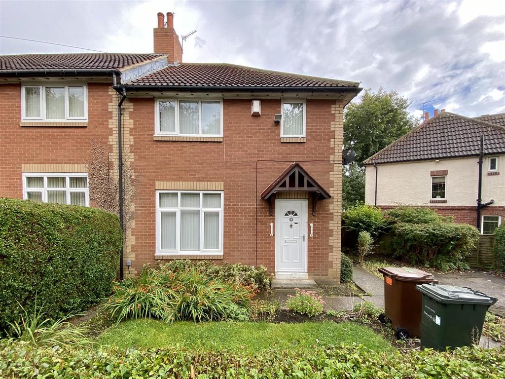 Linden Avenue, Fenham, Newcastle Upon... 3 bed end of terrace house £