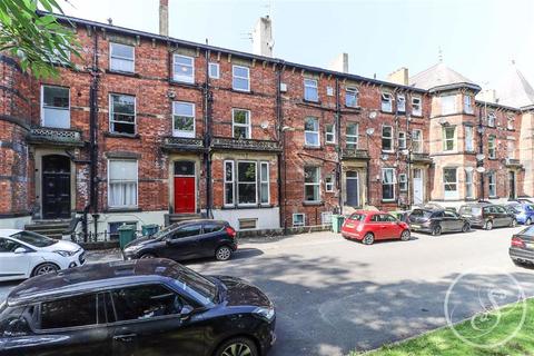 Second Floor Flat, 2 Westfield Terrace, Leeds, LS7 3QG
