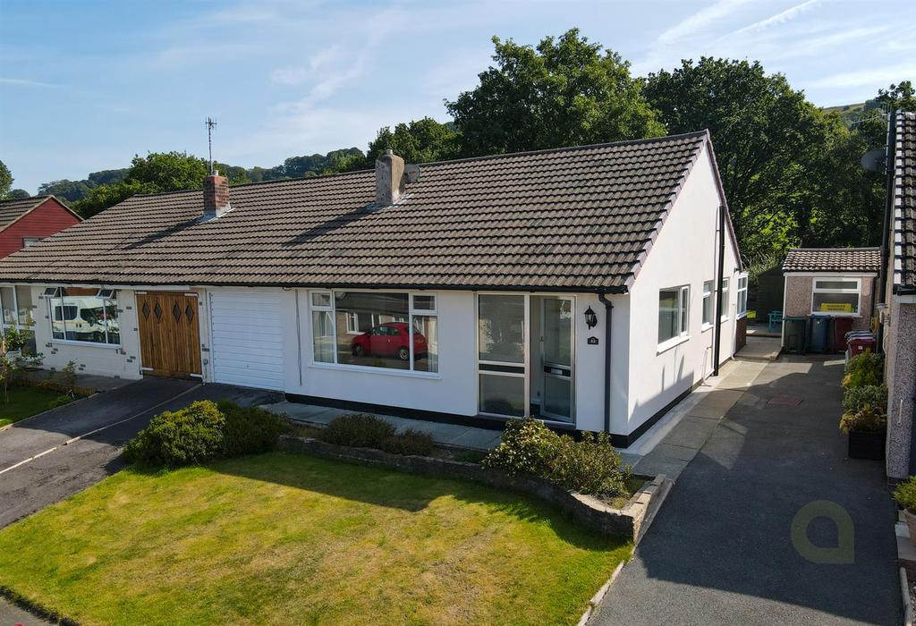 Pasturelands Drive, Billington... 3 bed semidetached bungalow £185,000