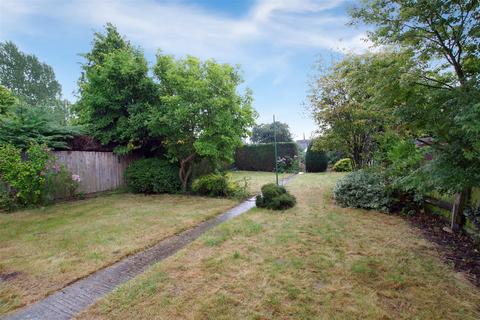 98 Grange Drive, Swindon, SN3 4LD