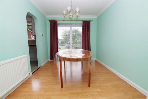 98 Grange Drive, Swindon, SN3 4LD