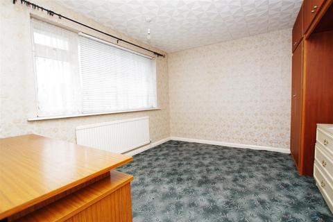 98 Grange Drive, Swindon, SN3 4LD