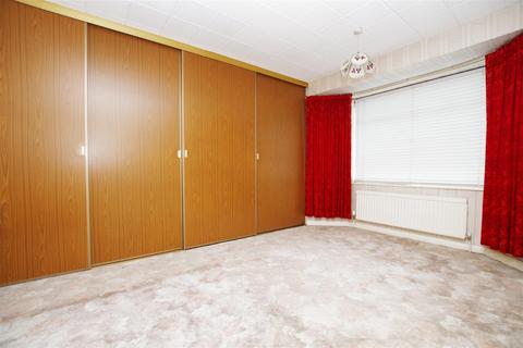 98 Grange Drive, Swindon, SN3 4LD
