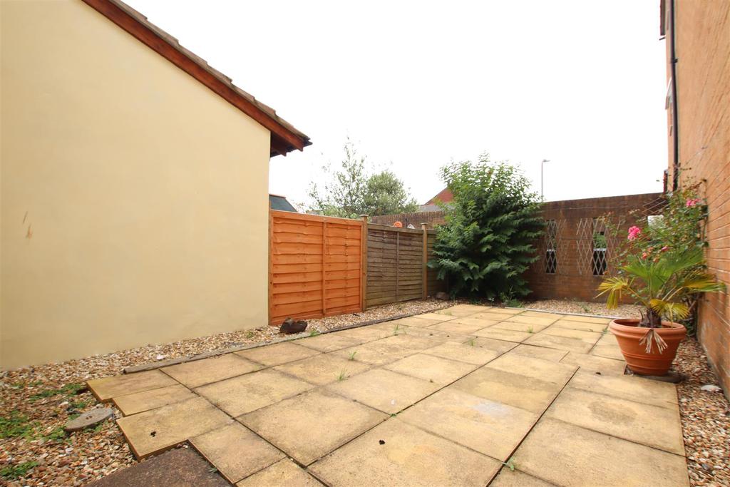 Pound Lane, Topsham, Exeter 2 bed end of terrace house £340,000