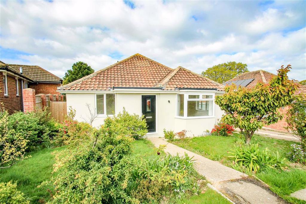 Blackthorn Way, Fairlight, East Sussex 3 bed detached bungalow £400,000