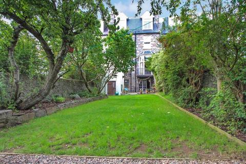 69 Beechgrove Terrace, Aberdeen, AB15 5DS