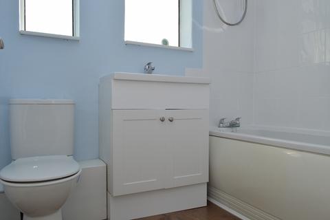 16 Beechwood Road, Oldham, OL8 2NQ