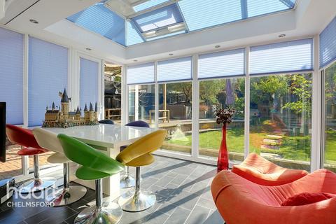 2 Pearl Square, Chelmsford, CM2 9FP