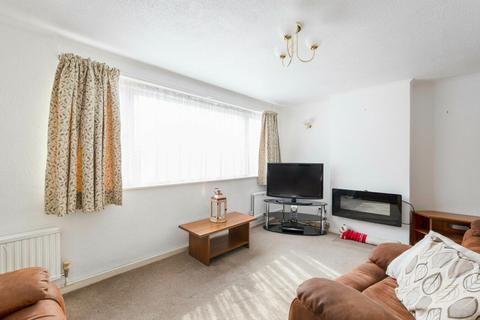 69 Mutton Lane, Potters Bar, EN6 2NX