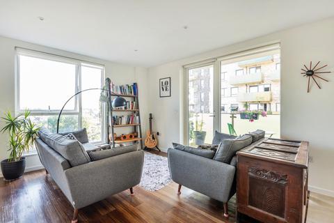 18, Alacia Court Palmerston Road, London, W3 8GJ