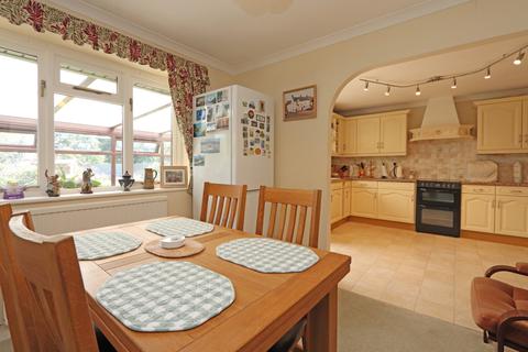 14 Apple Drive, Willand, Cullompton, EX15 2SF