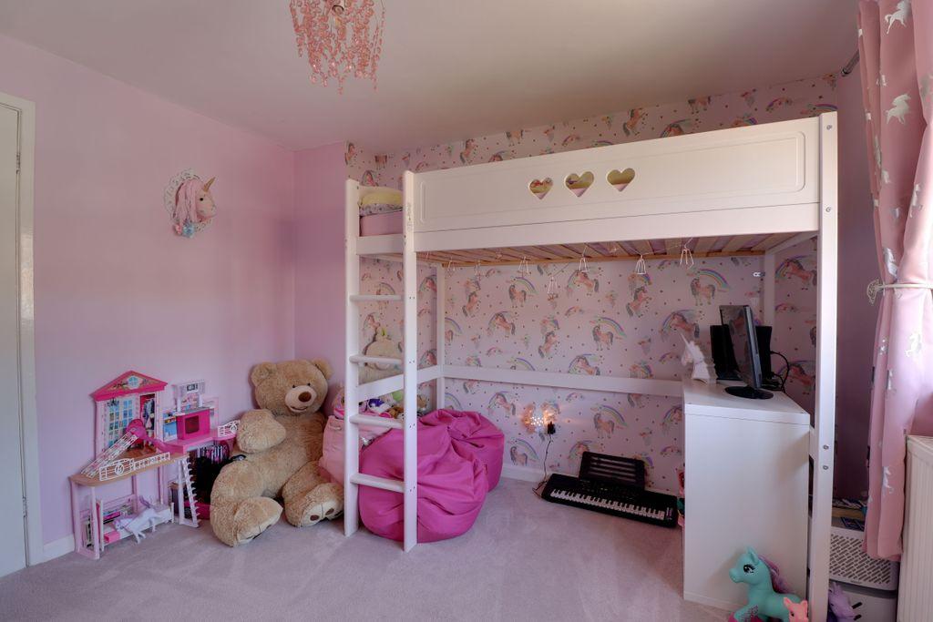 Bedroom 2 (Double)