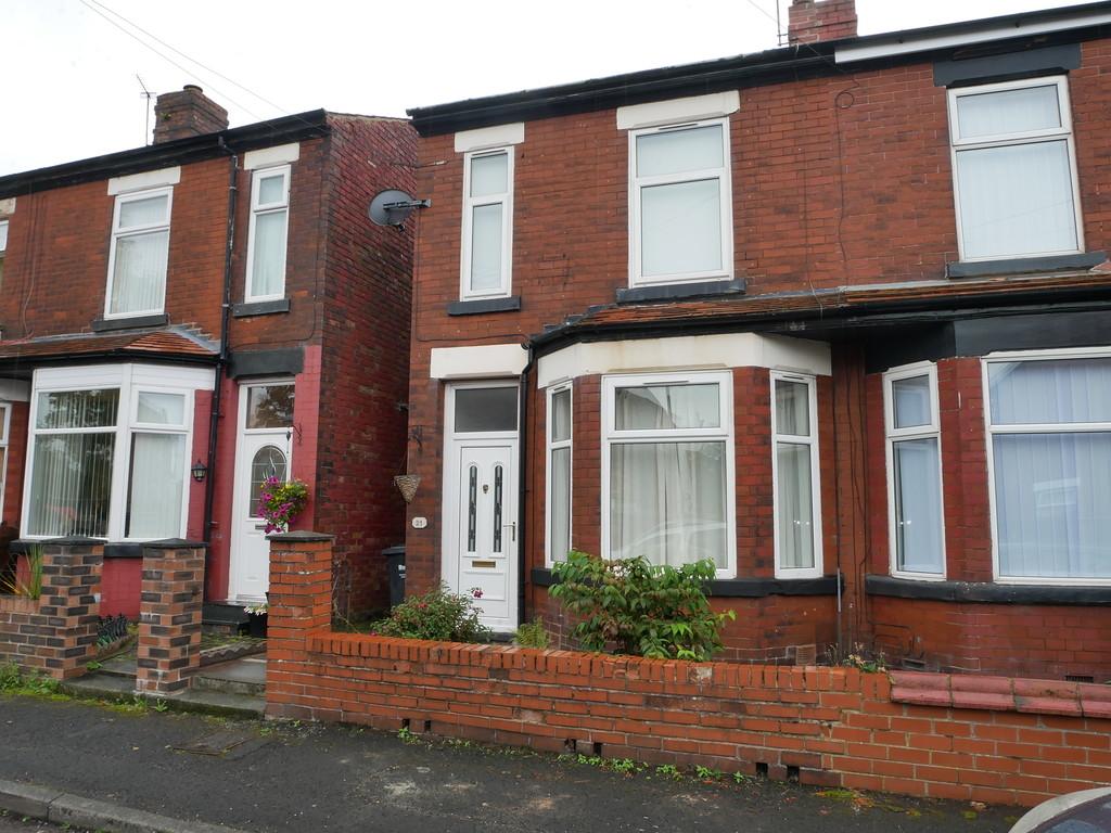 Heaton Street, Prestwich, Manchester 2 bed semidetached house £955