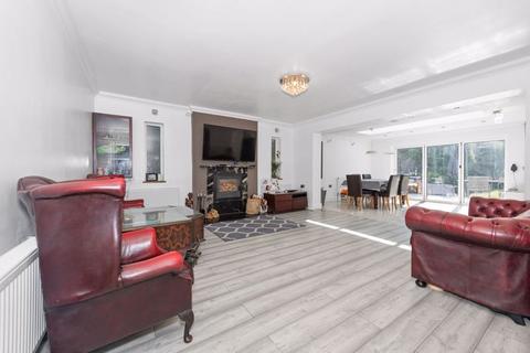 21 Forrest Crescent, Luton, LU2 9AR