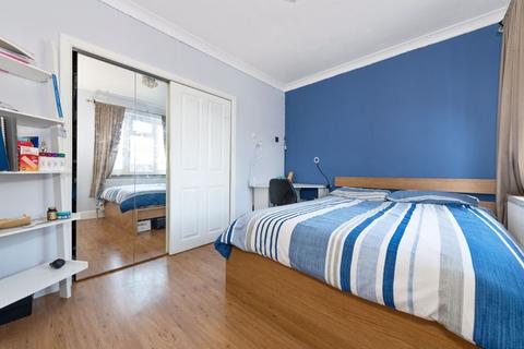 21 Forrest Crescent, Luton, LU2 9AR