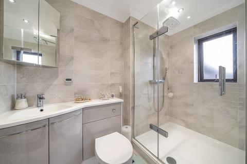 13 Moat Close, Orpington, BR6 6ET