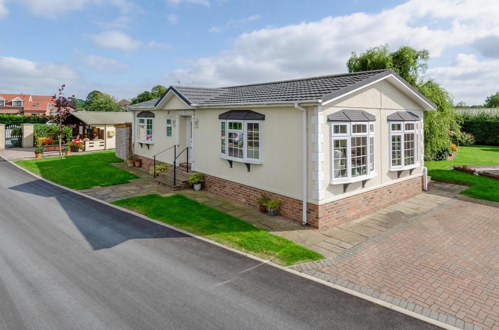 Ashdown Park, Boroughbridge 2 bed park home £195,000