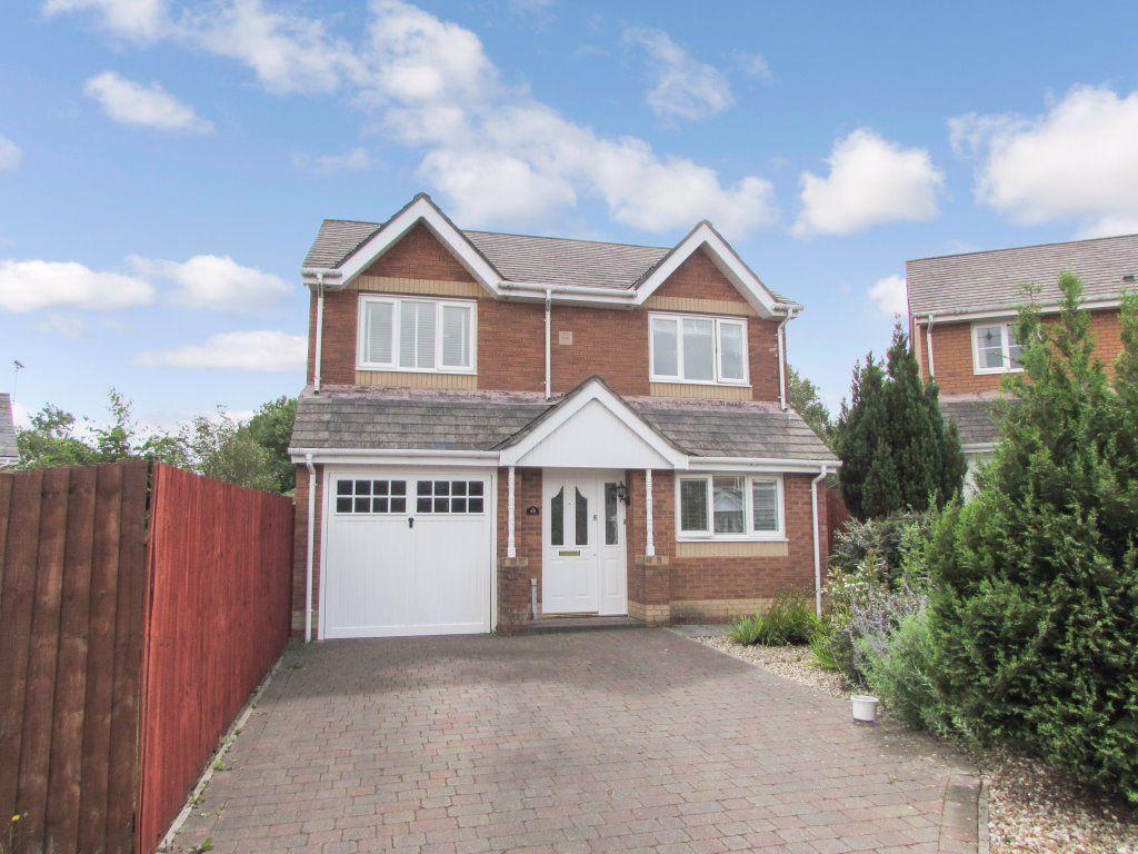 Llys Pentre, Broadlands, Bridgend, CF31 5DY 4 bed house £1,250 pcm (£