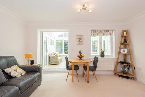 8 Whitebeam Close, Epsom, KT17 3AU