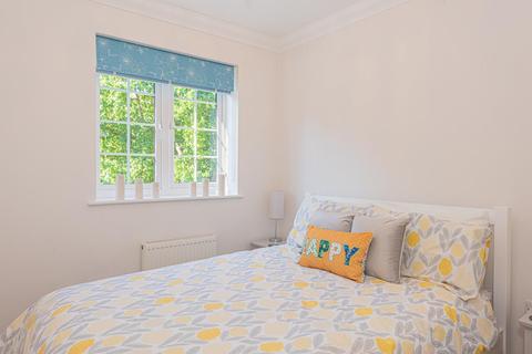 8 Whitebeam Close, Epsom, KT17 3AU