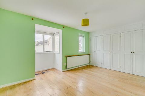 3 bedroom terraced house to rent, Maltings Close, Barnes, SW13
