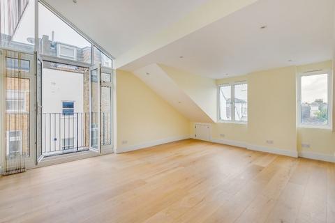 3 bedroom terraced house to rent, Maltings Close, Barnes, SW13