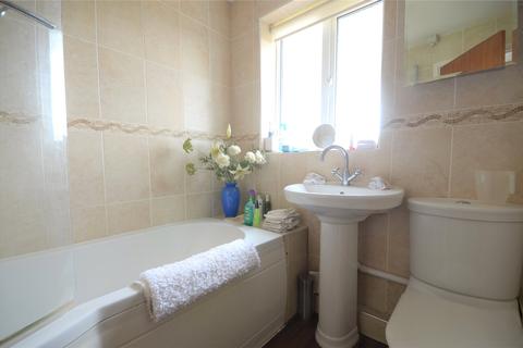 13 Bakehouse Road, Horley, RH6 8HQ