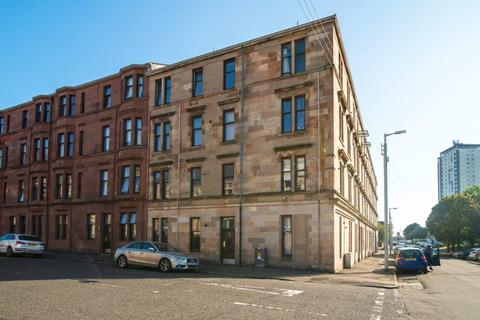 2 bedroom flat to rent, Medwyn Street, Whiteinch, Glasgow, G14