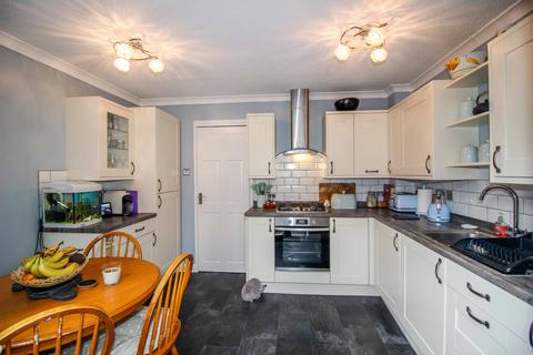 12 Chillington Close, Upper Halling, Rochester, ME2 1JX
