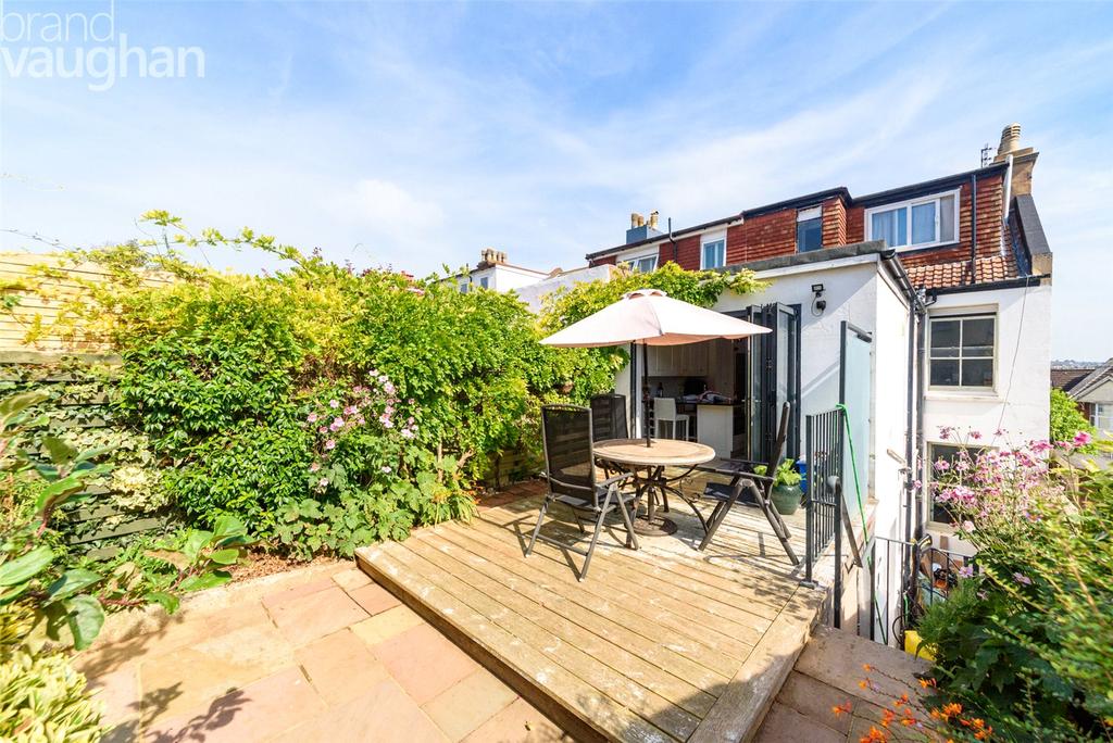 Compton Road, Brighton, BN1 4 bed end of terrace house £750,000